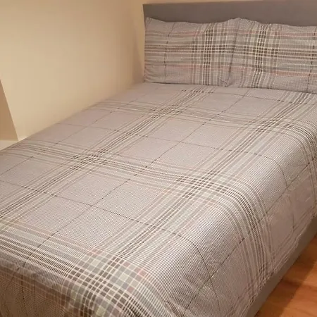 Feriehus 3 Bedroom Newly Furnished *